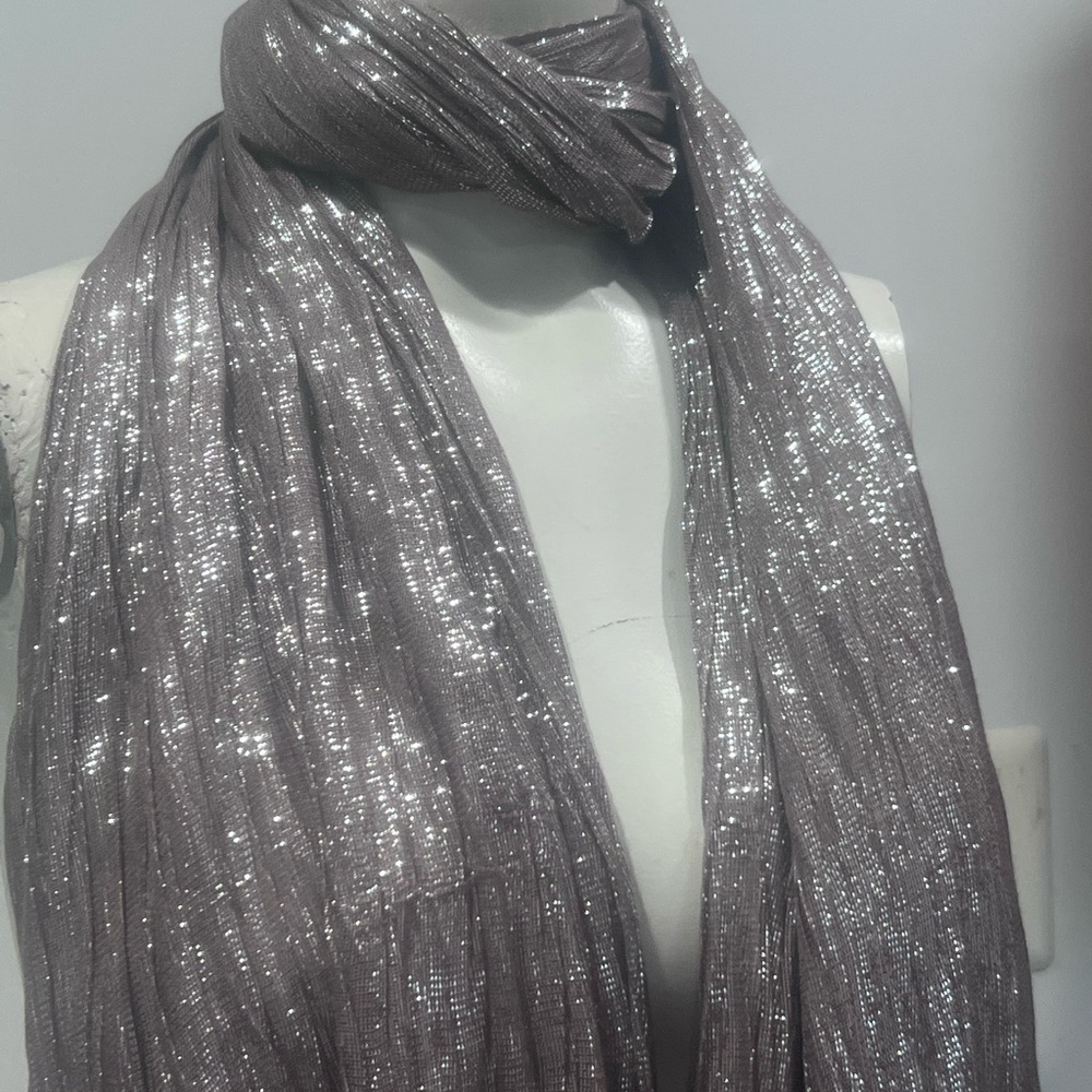 Lurex Shimmery Silver Chic Women's Scarf